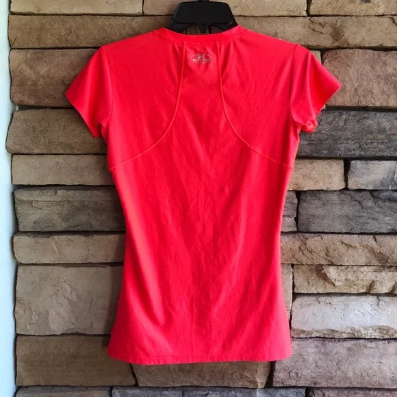Under Armour neon orange pink Fitted Workout Shirt women Small EUC - Picture 4 of 8
